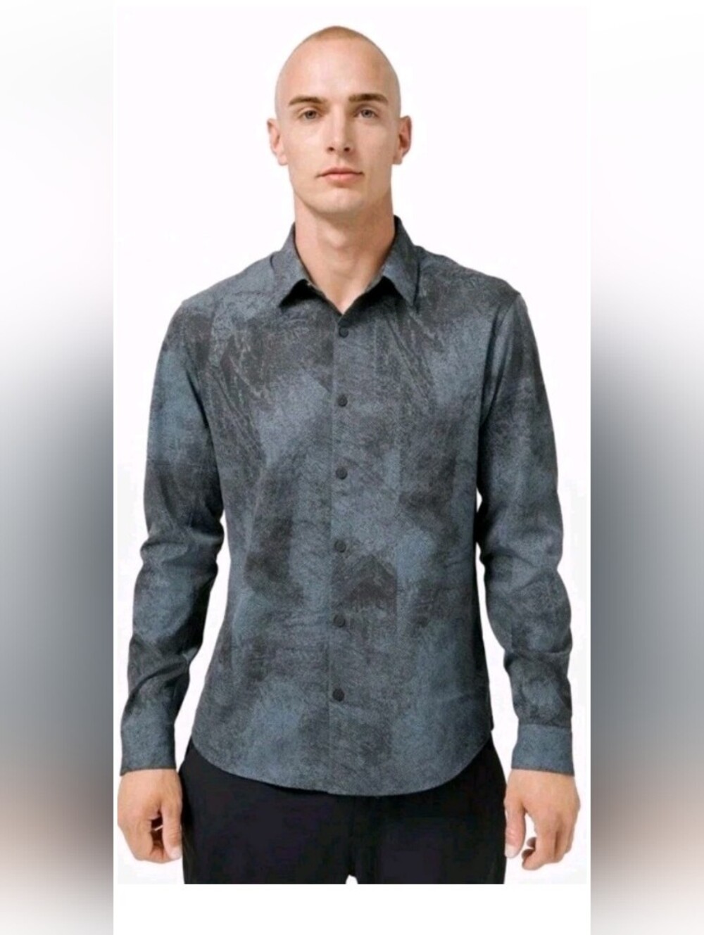 Lululemon Shirt Men's L Airing Easy Long Sleeve Button Up Pixel Blue Casual
